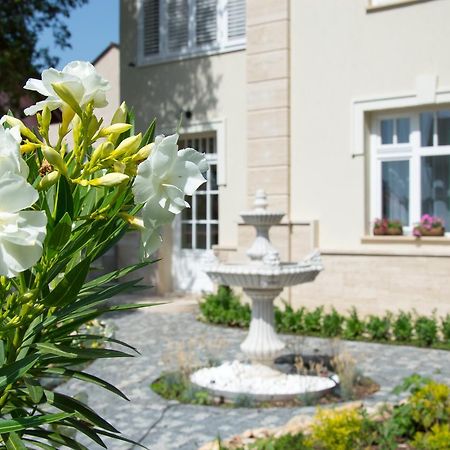 Villa Fontana Balatonfured Bagian luar foto
